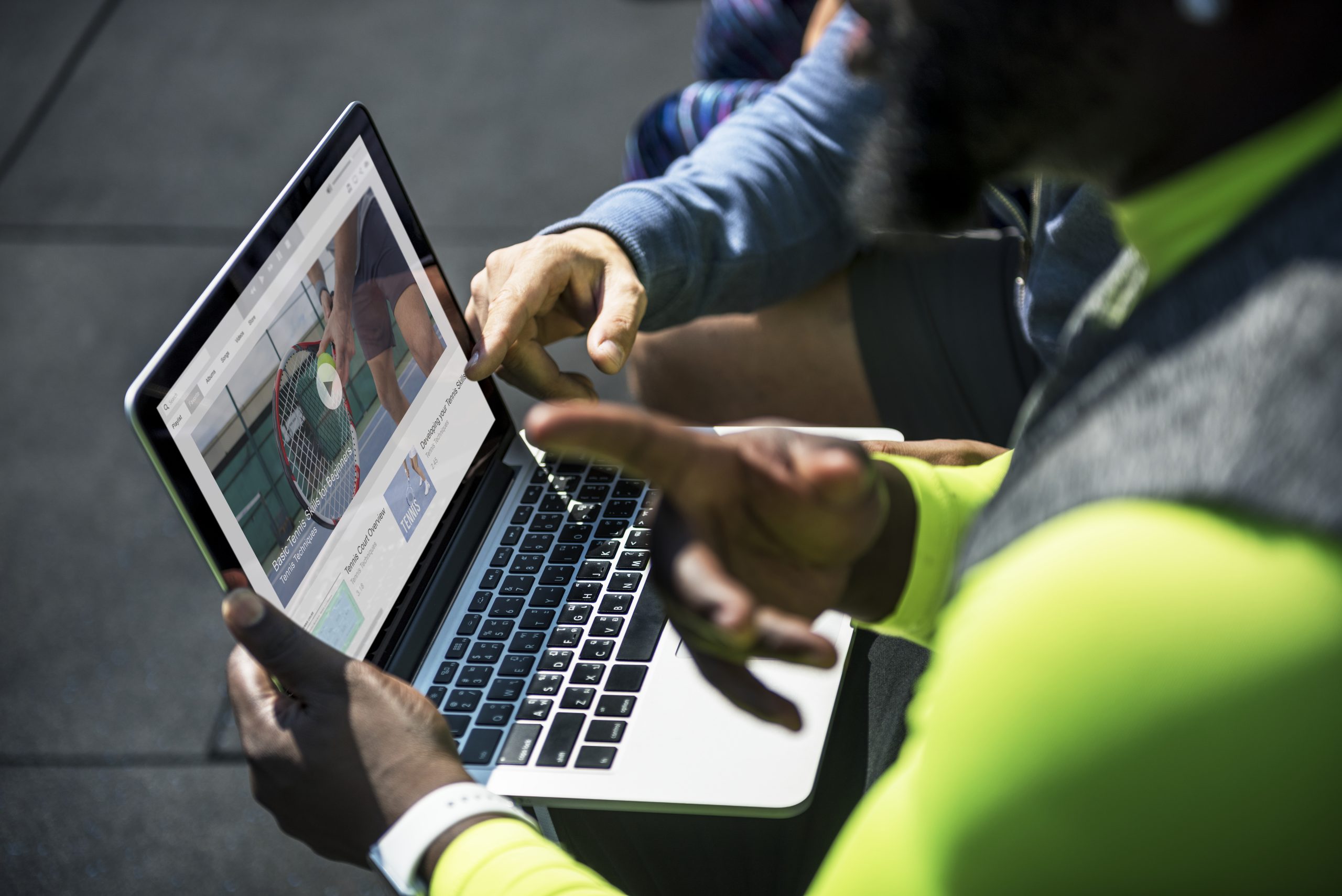 Treinamento digital: benefícios e como implementar